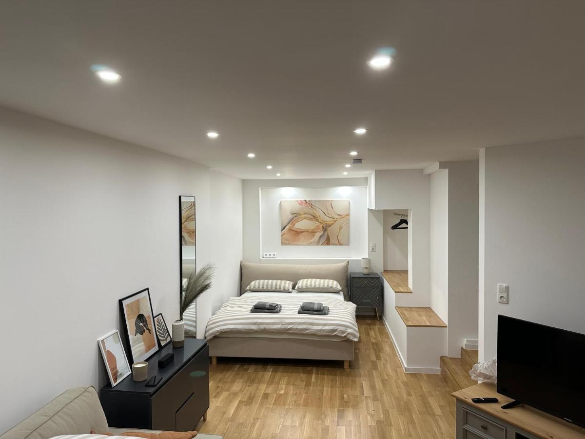 Bliss - Arbeitsplatz, Docking Station, Netflix Apartment