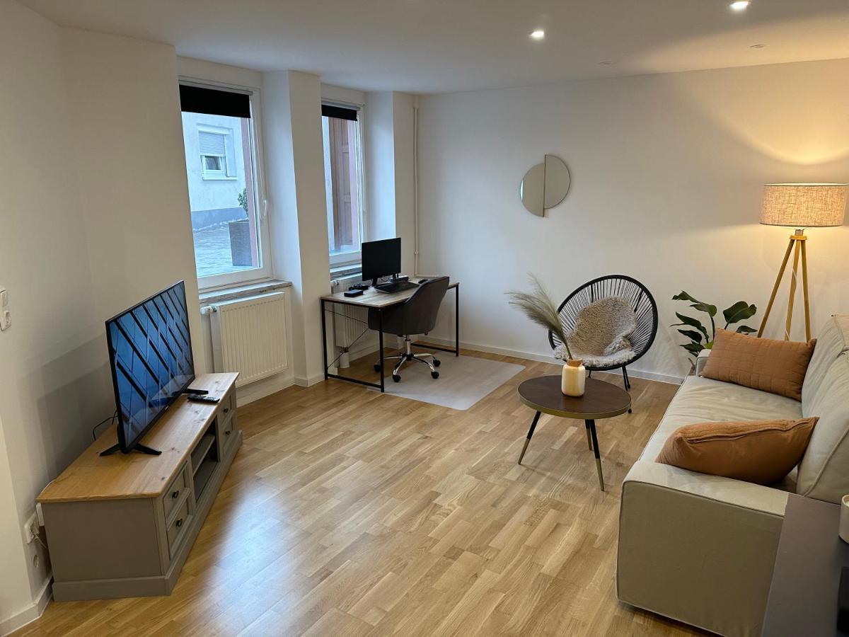 Bliss - Arbeitsplatz, Docking Station, Netflix Apartment