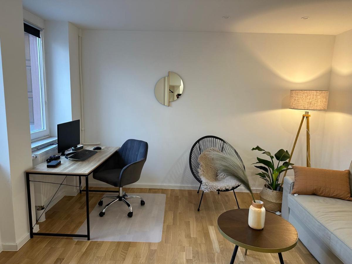 Bliss - Arbeitsplatz, Docking Station, Netflix * Wiesbaden