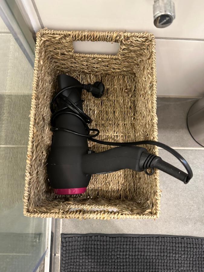 Bliss - Arbeitsplatz, Docking Station, Netflix Apartment Wiesbaden